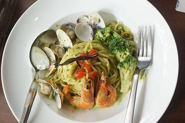 [高雄 - 左營] 超古錐鬍子照．創新自選配料早午餐 ✗ 鬍子茶 Who's Tea