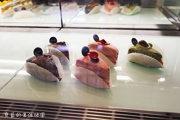 [台中 - 北屯] 老宅改建．審計新村必訪甜點/千層蛋糕 ✖ Overture序曲