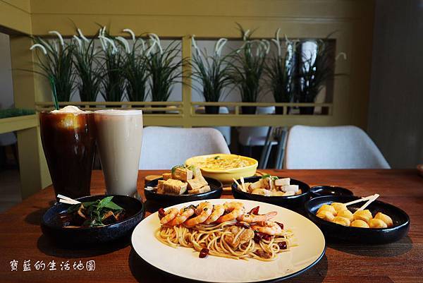 [台中 - 中區] 高質感的義台結合 ✗ YATS Light葉子(台中) with 品記宵夜