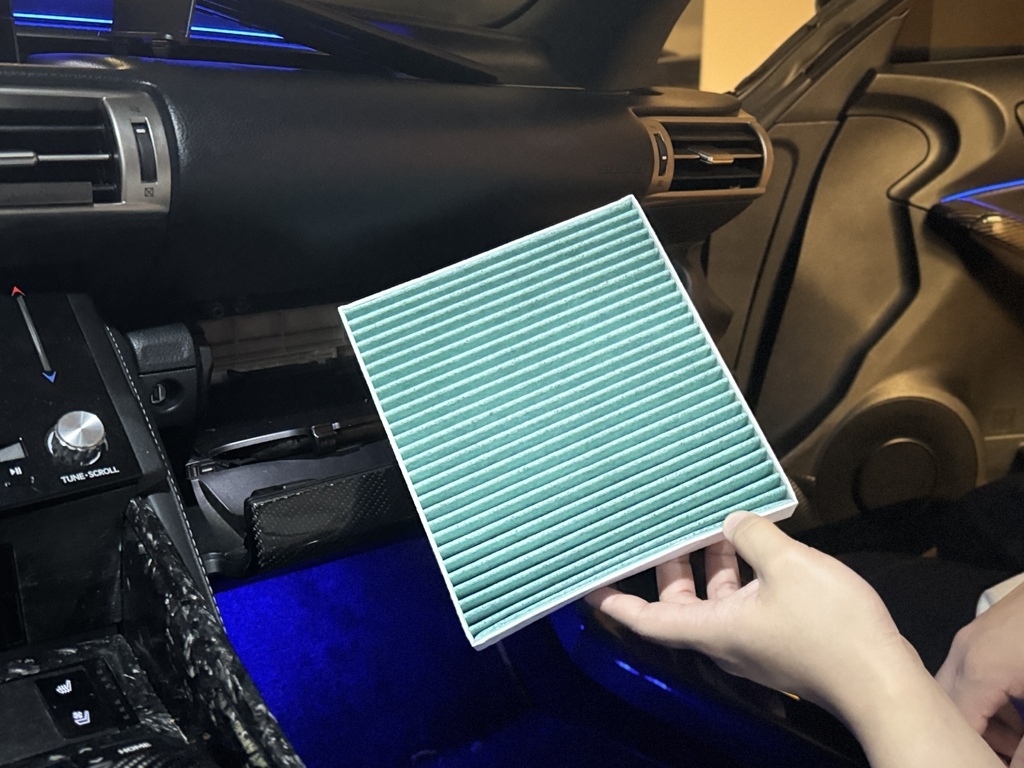 《好物分享》綠綠好日 汽車空調用濾網 抗菌除臭 車內的空氣防 《好物分享》綠綠好日 汽車空調用濾網 抗菌除臭 車內的空氣防