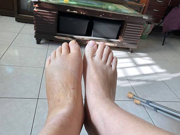 1219 leg.jpg 1219 leg.jpg