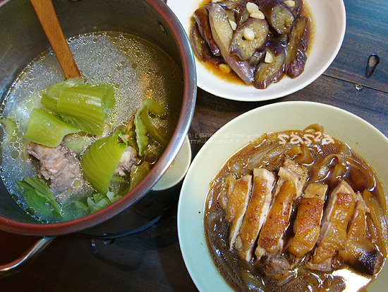 芥菜雞湯、照燒雞腿、燒茄子