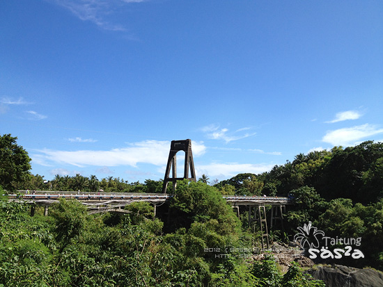 82東河橋