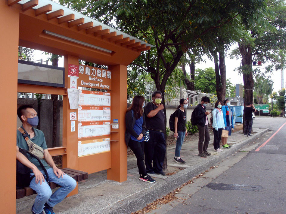 如何從台南市仁德區搭車前往官田勞動部勞動力發展署雲嘉南分署參加職訓