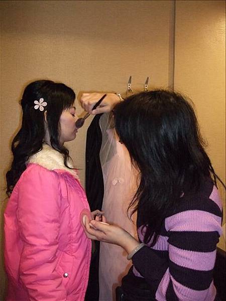 我也需要補妝