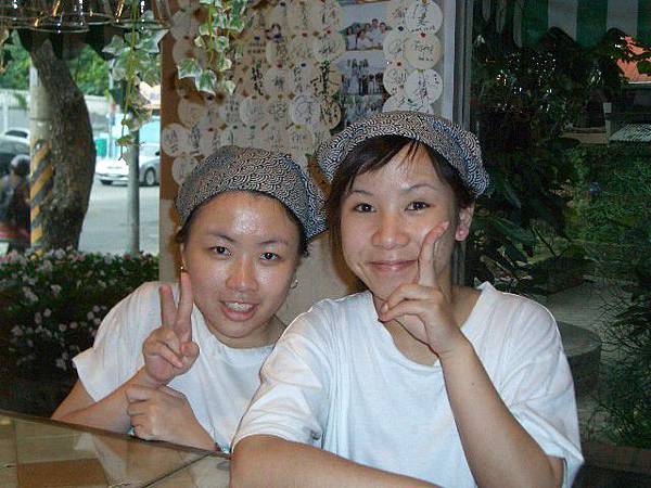 怎麼..每張都有蔡頭郁阿