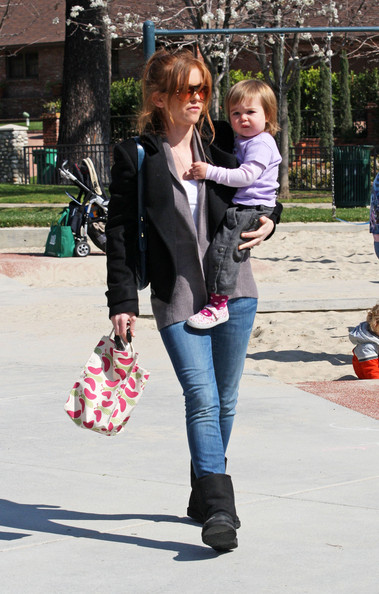 Isla+Fisher+Playing+Daughter+Coldwater+Park+twzo7UcYT1ml.jpg