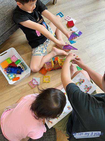 【i-smart】美國豪華彩色透光磁力積木片,彩窗磁力片好看