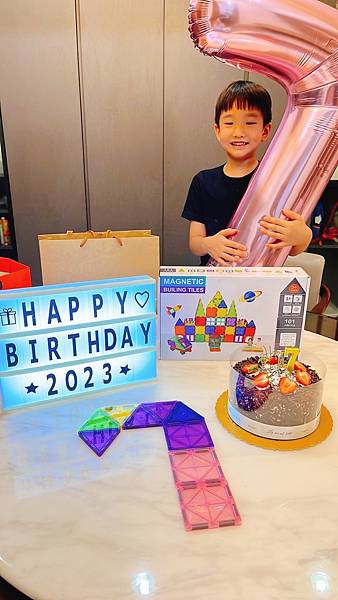 【i-smart】美國豪華彩色透光磁力積木片,彩窗磁力片好看