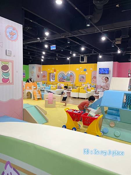 育兒 全新貝兒絲咖啡零死角開放式遊戲區,飲料喝到飽,外