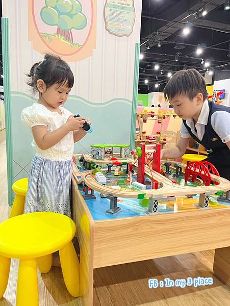 育兒 全新貝兒絲咖啡零死角開放式遊戲區,飲料喝到飽,外