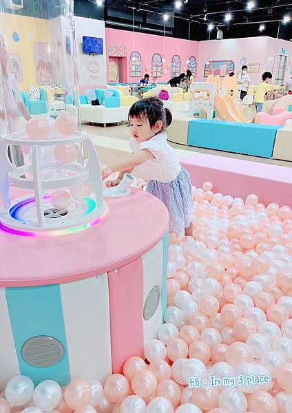 育兒 全新貝兒絲咖啡零死角開放式遊戲區,飲料喝到飽,外