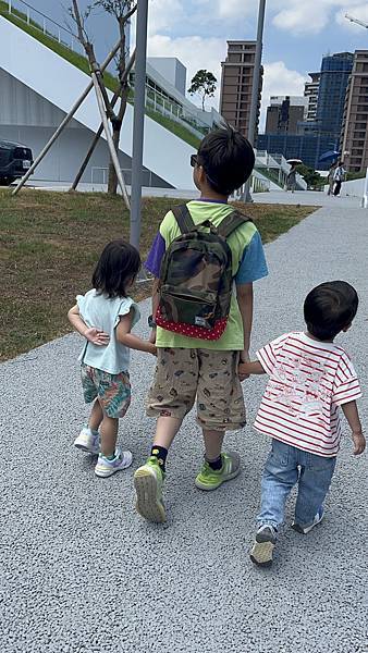 桃園市兒童美術館開館展<探險未來>