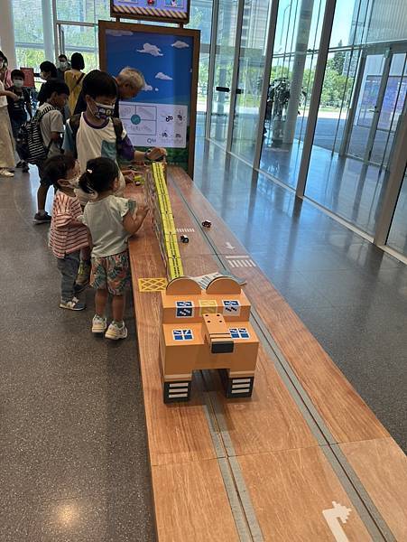 桃園市兒童美術館開館展<探險未來>