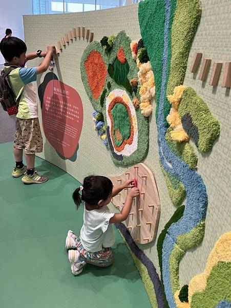 桃園市兒童美術館開館展<探險未來>