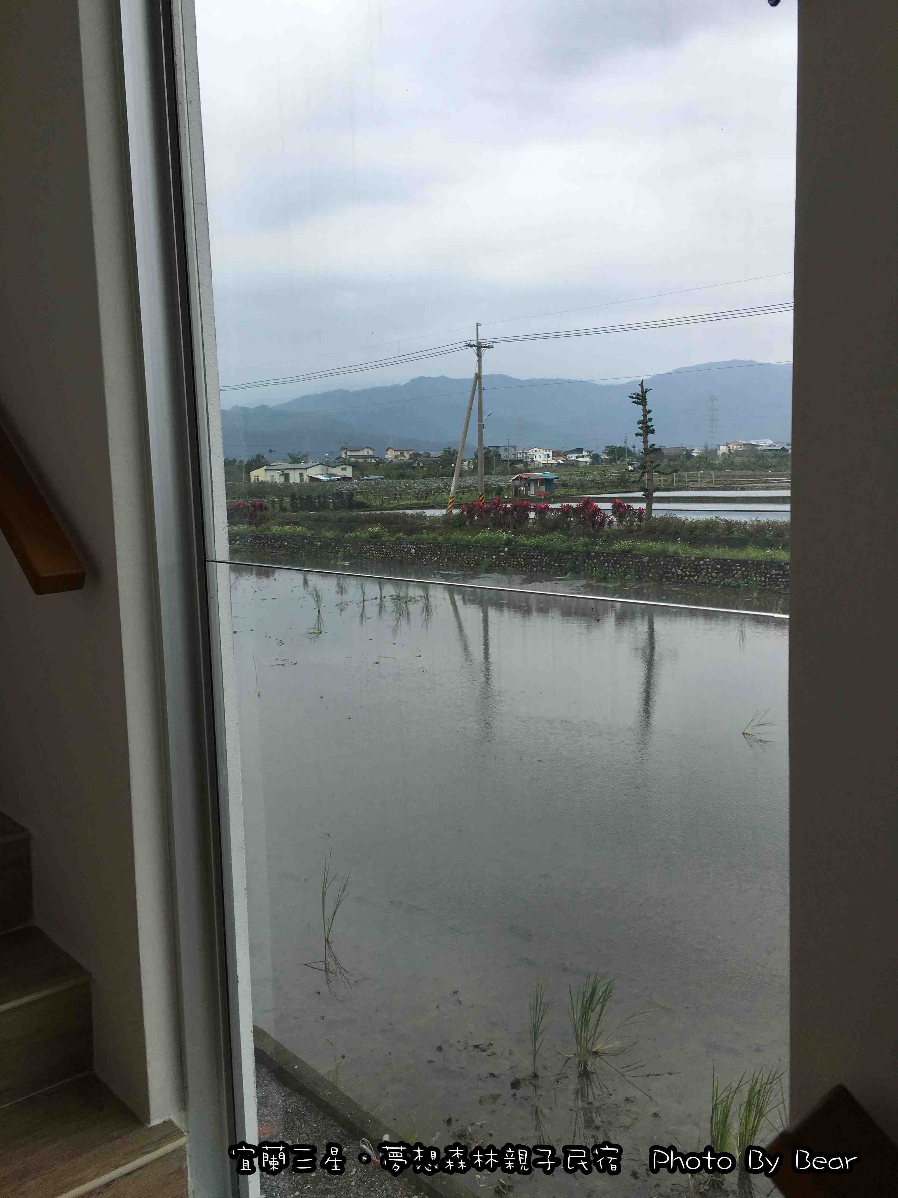 105-001.jpg 105-001.jpg