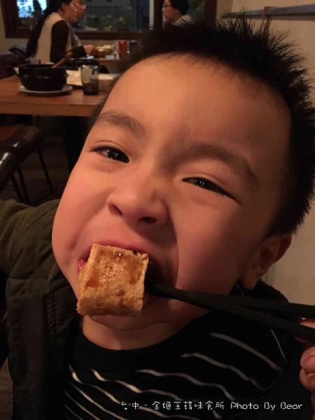 022-001.jpg 022-001.jpg