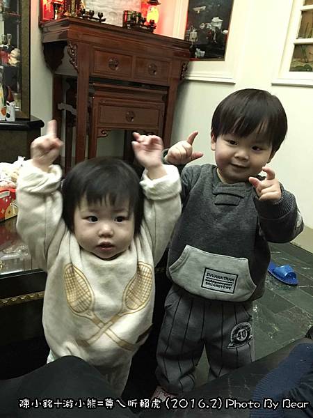 077-001.jpg 077-001.jpg