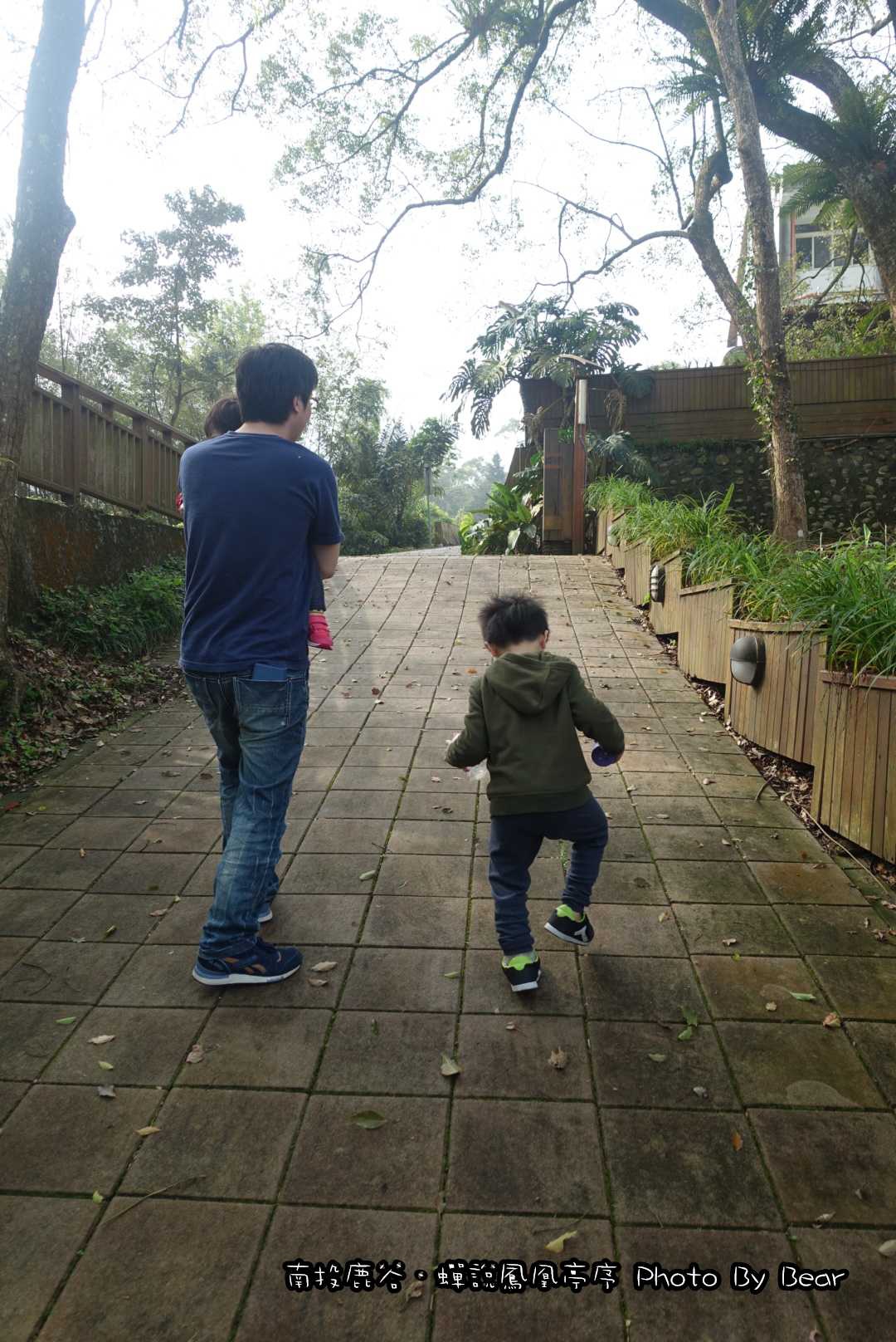 030-002.jpg 030-002.jpg