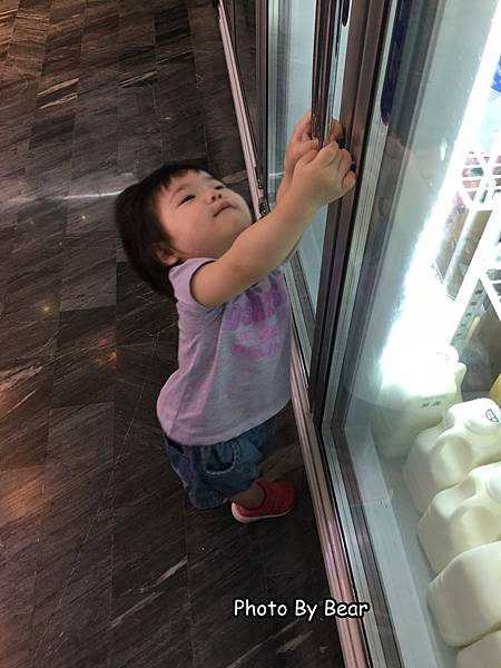 043.jpg 043.jpg