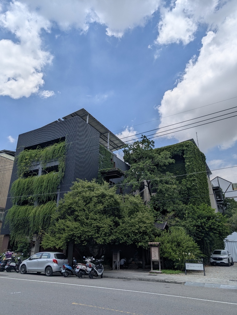 一趟靜心之旅：走入台中大里菩薩寺，尋找都市裡的世外桃源