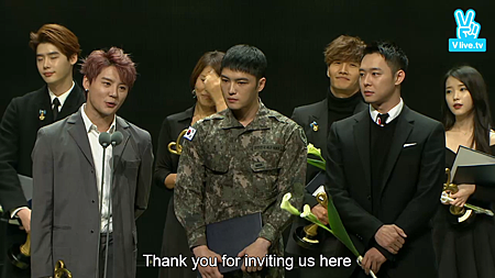 151029 vlive.tv-15.png