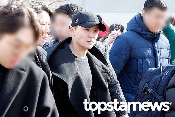 170209 Top Star News-1.jpg