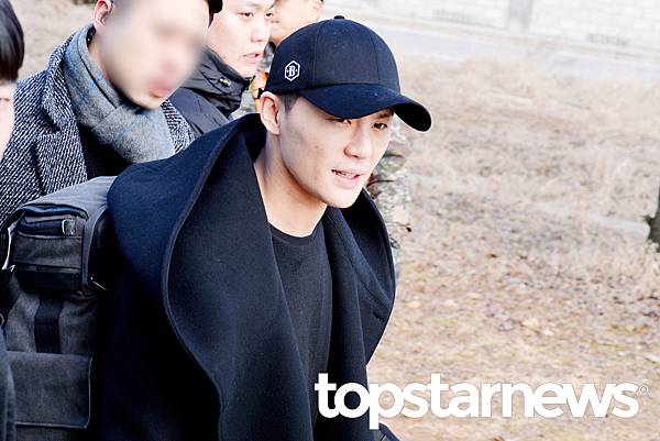 170209 Top Star News-4.jpg