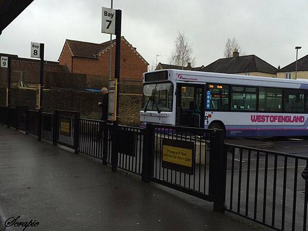 Chippenham bus station.jpg Chippenham bus station.jpg