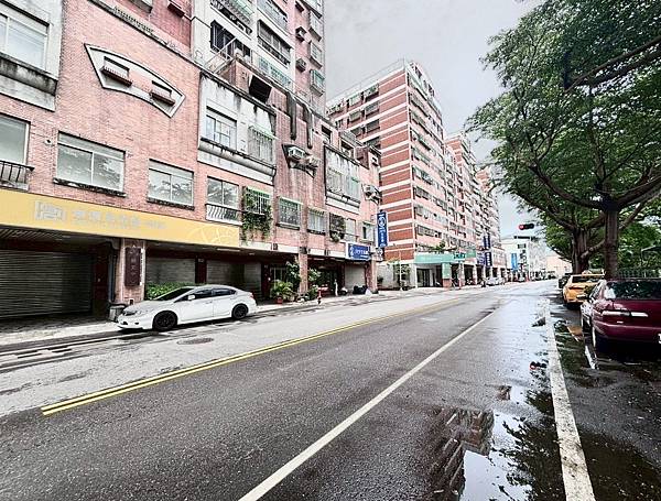 台南安南商60免千萬三間房平車電梯大樓