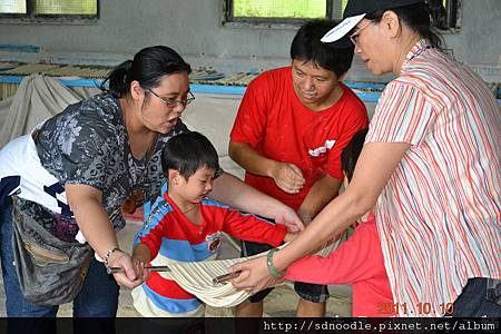 石碇附幼班親會-參觀體驗手工-麵線 (2).jpg