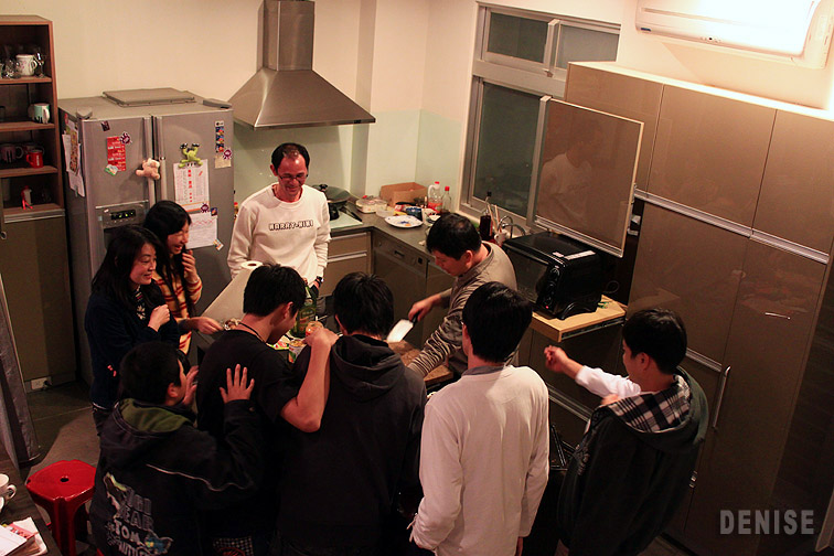 IMG_8636.jpg 小露身手讓小朋友們興奮不已,預約明年比照辦理~ IMG_8636.jpg 小露身手讓小朋友們興奮不已,預約明年比照辦理~