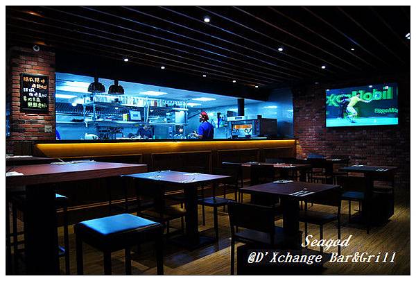 D'Xchange Bar&Grill