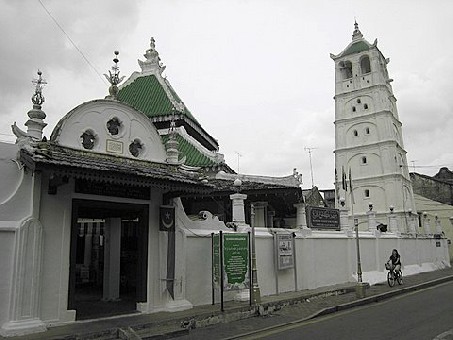 rWAEhUkampung kling mosque1.jpg