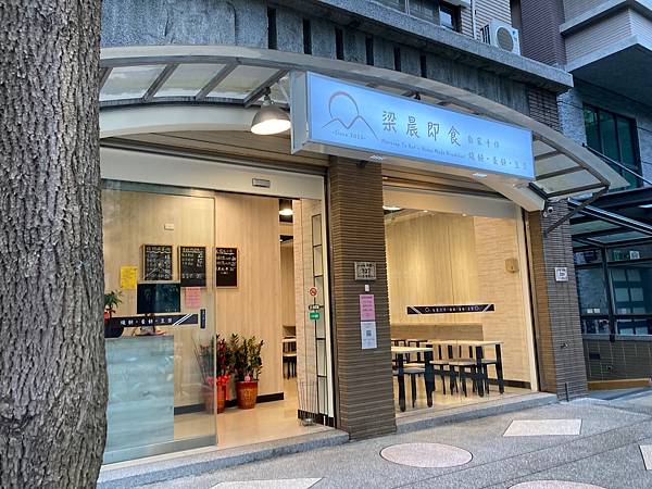 IMG_2400.jpg IMG_2400.jpg