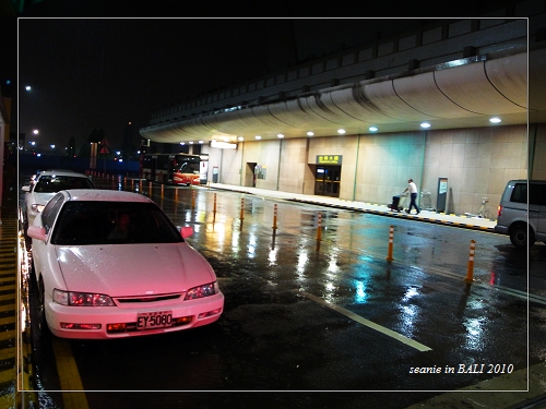 22回到台北大雨滂沱.JPG 22回到台北大雨滂沱.JPG