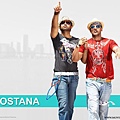 dostana4