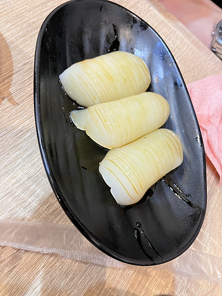 【西門】-三味食堂 超肥美巨大生魚片 握壽司 酥脆炸蝦天婦羅 【西門】-三味食堂 超肥美巨大生魚片 握壽司 酥脆炸蝦天婦羅