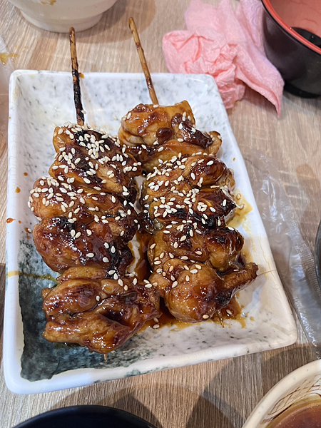 【西門】-三味食堂 超肥美巨大生魚片 握壽司 酥脆炸蝦天婦羅 【西門】-三味食堂 超肥美巨大生魚片 握壽司 酥脆炸蝦天婦羅