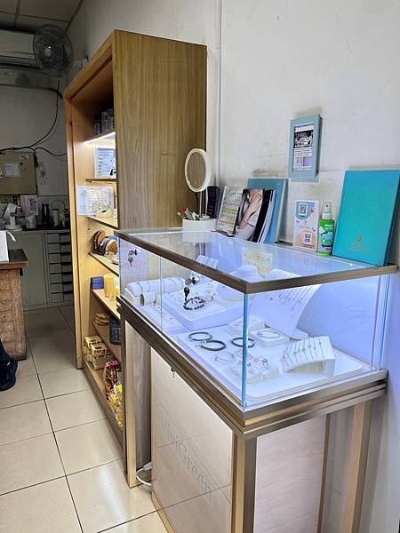 台北新北桃園-懷恩寵物安樂園寵物火化寵物喪禮寵物靈骨塔