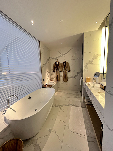 【西藏】-世界屋脊 拉薩 布達拉宮 大昭寺 那木措 青藏鐵路 【西藏】-世界屋脊 拉薩 布達拉宮 大昭寺 那木措 青藏鐵路