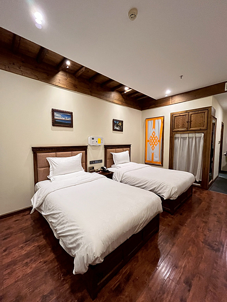 【西藏】-世界屋脊 拉薩 布達拉宮 大昭寺 那木措 青藏鐵路 【西藏】-世界屋脊 拉薩 布達拉宮 大昭寺 那木措 青藏鐵路