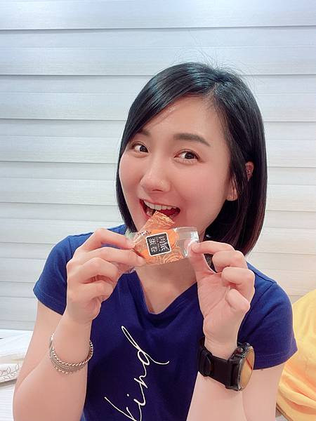 【宅配美食】-幸運肉紙蛋卷台中美食辦公室零嘴下午茶必備