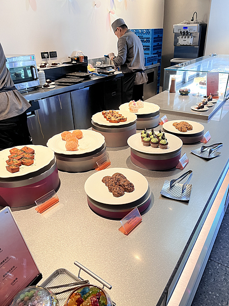 【台北】-URBAN PARADISE 吃到飽 DREAM 【台北】-URBAN PARADISE 吃到飽 DREAM