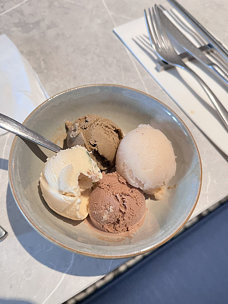 【台北】-URBAN PARADISE 吃到飽 DREAM 【台北】-URBAN PARADISE 吃到飽 DREAM