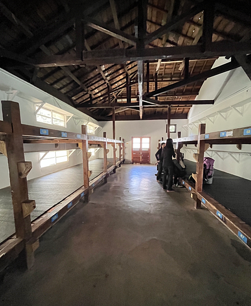 【百岳】-雪主東 七卡山莊 369鄰時營地 369山屋維修中 【百岳】-雪主東 七卡山莊 369鄰時營地 369山屋維修中