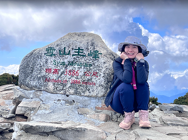 【百岳】-雪主東 七卡山莊 369鄰時營地 369山屋維修中 【百岳】-雪主東 七卡山莊 369鄰時營地 369山屋維修中