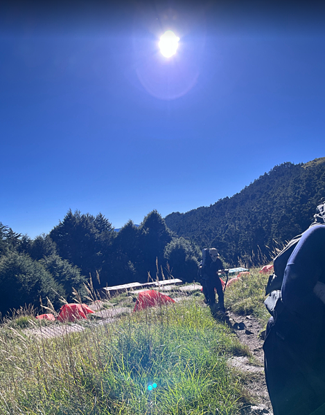 【百岳】-雪主東 七卡山莊 369鄰時營地 369山屋維修中 【百岳】-雪主東 七卡山莊 369鄰時營地 369山屋維修中