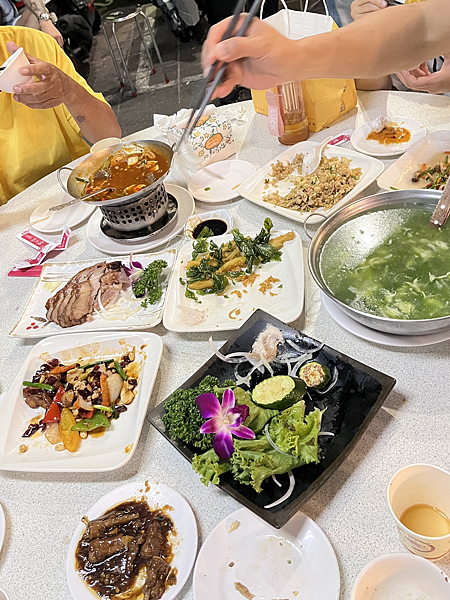 【嘉義】-體育館炭烤 海產店 熱炒店 新鮮好吃 【嘉義】-體育館炭烤 海產店 熱炒店 新鮮好吃