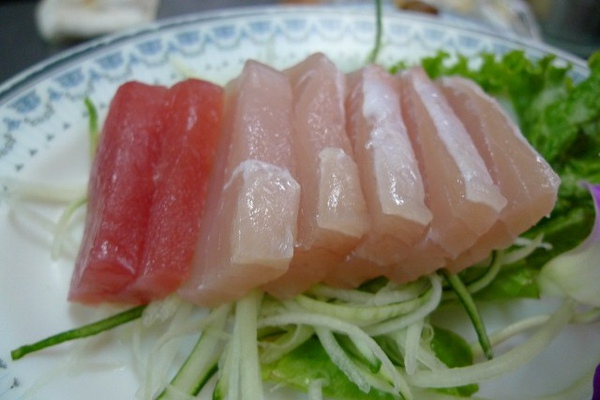E雙色生魚片一份 (640x427).jpg